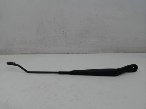 BRAS ESSUIE-GLACE AVANT DROIT NISSAN MICRA
