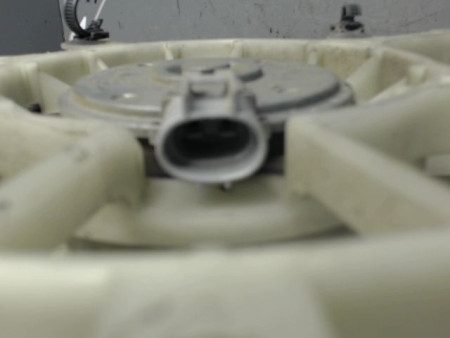 MOTEUR VENTILATEUR RADIATEUR TOYOTA YARIS