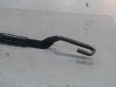 BRAS ESSUIE-GLACE AVANT GAUCHE KIA XCEED