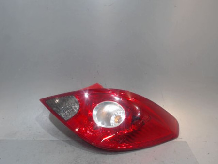 FEU ARRIERE DROIT OPEL CORSA