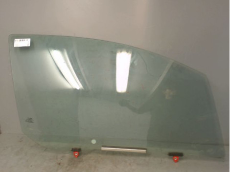 GLACE PORTE AVD TOYOTA YARIS