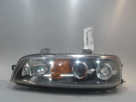 PHARE GAUCHE FIAT PUNTO