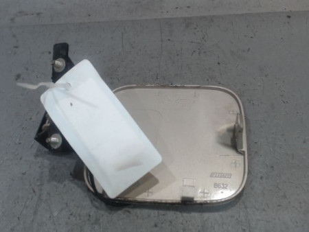 VOLET DE TRAPPE CARBURANT LANCIA MUSA