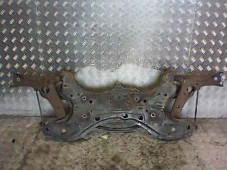 BERCEAU MOTEUR AVANT TOYOTA COROLLA