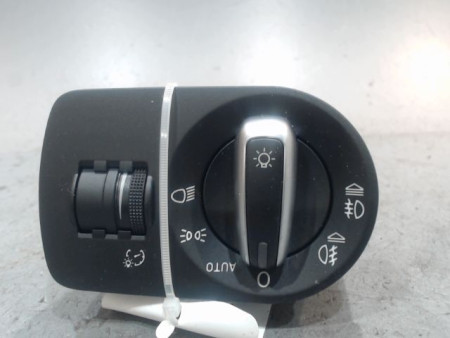 INTERIEUR COMMANDE PHARES AUDI A1