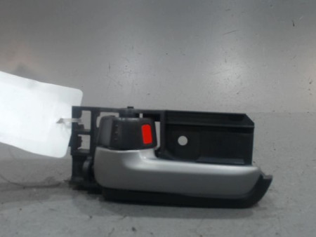 POIGNEE INTERIEURE PORTE AVANT GAUCHE SUZUKI ALTO