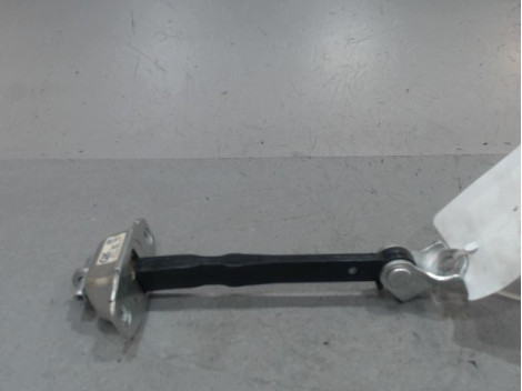 TIRANT PORTE AVANT DROIT SUZUKI ALTO