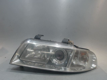 PHARE GAUCHE AUDI A4