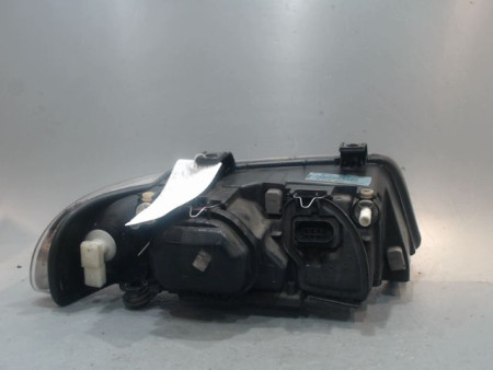 PHARE GAUCHE AUDI A4