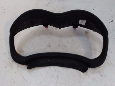 CASQUETTE SUPERIEUR TABLEAU DE BORD TOYOTA AURIS
