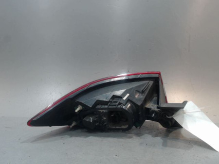 FEU ARRIERE DROIT RENAULT CLIO