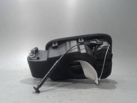 VOLET DE TRAPPE CARBURANT MERCEDES CLASSE C