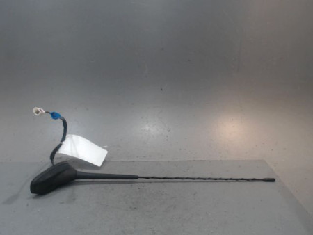 ANTENNE RADIO PEUGEOT 208
