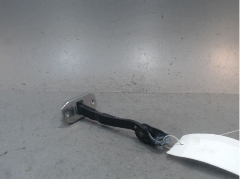 TIRANT PORTE AVANT DROIT NISSAN QASHQAI