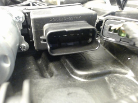 MECANISME+MOTEUR LEVE-GLACE AVANT DROIT KIA CEE-D