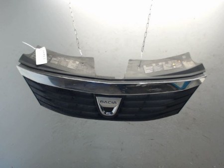 CALANDRE DACIA LOGAN
