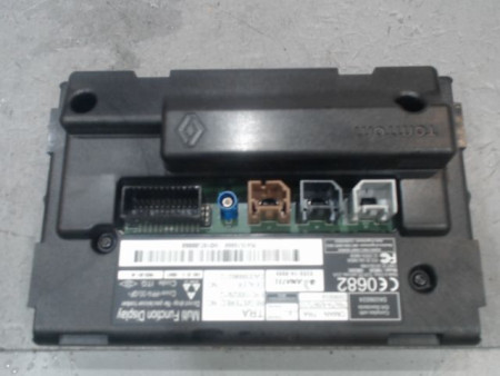 ECRAN GPS RENAULT CLIO
