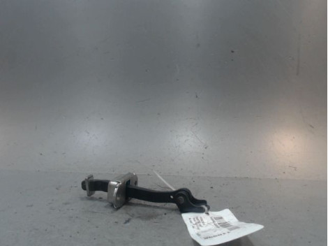 TIRANT PORTE AVANT DROIT NISSAN QASHQAI