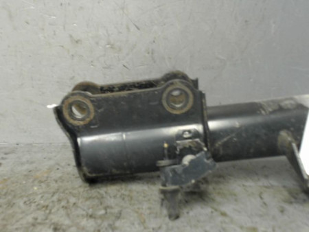 AMORTISSEUR AVANT GAUCHE HYUNDAI I20