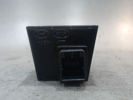 BOUTON DE WARNING HYUNDAI I20