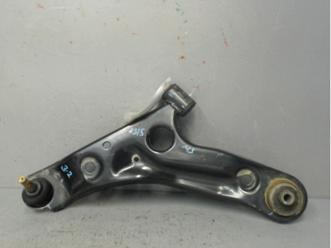TRIANGLE INFERIEUR AVANT GAUCHE SUZUKI ALTO