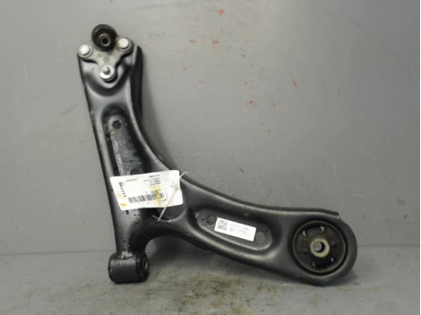 TRIANGLE INFERIEUR AVANT DROIT KIA XCEED