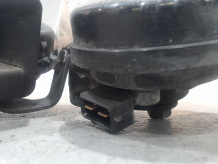 KLAXON / AVERTISSEUR AUDI A4