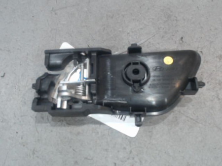 POIGNEE INTERIEURE PORTE AVANT DROIT HYUNDAI I20