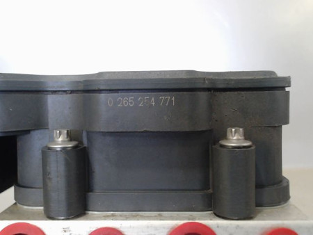 UNITE HYDRAULIQUE ABS RENAULT KANGOO