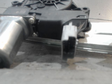 MECANISME+MOTEUR LEVE-GLACE AVANT GAUCHE DACIA SANDERO
