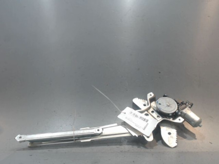 MECANISME+MOTEUR LEVE-GLACE AVANT DROIT SUZUKI ALTO