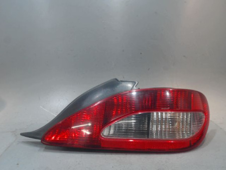 FEU ARRIERE DROIT PEUGEOT 406