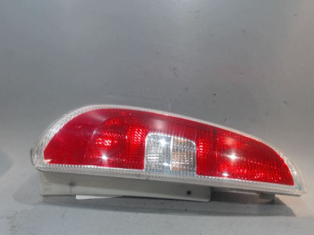 FEU ARRIERE GAUCHE  SKODA ROOMSTER