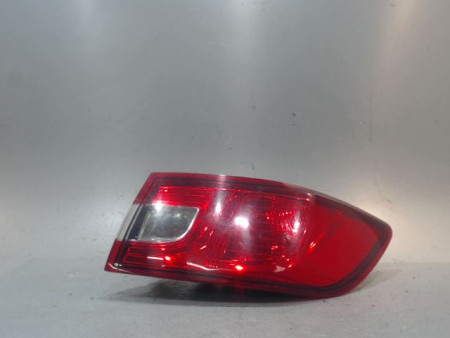 FEU ARRIERE GAUCHE  RENAULT CLIO