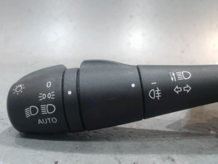 COMMANDE CLIGNOTANT RENAULT CLIO