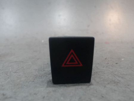 BOUTON DE WARNING SEAT ARONA