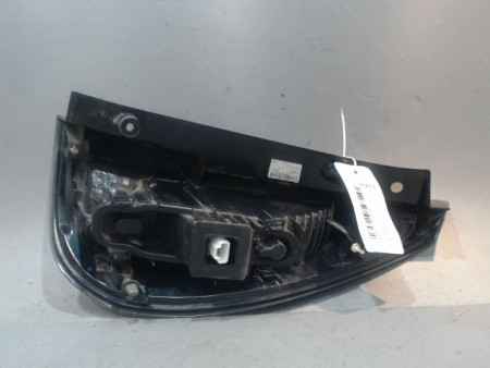 FEU ARRIERE GAUCHE  RENAULT MEGANE