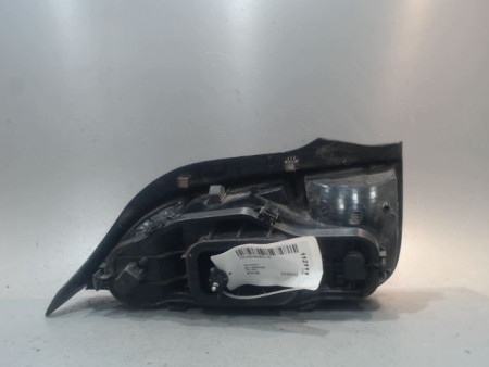 FEU ARRIERE DROIT VOLKSWAGEN UP