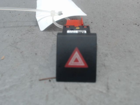 BOUTON DE WARNING SKODA ROOMSTER