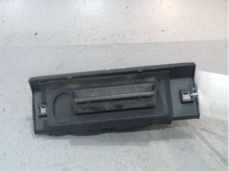 POIGNEE EXTERIEURE HAYON PEUGEOT 206