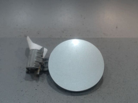 VOLET DE TRAPPE CARBURANT TOYOTA YARIS