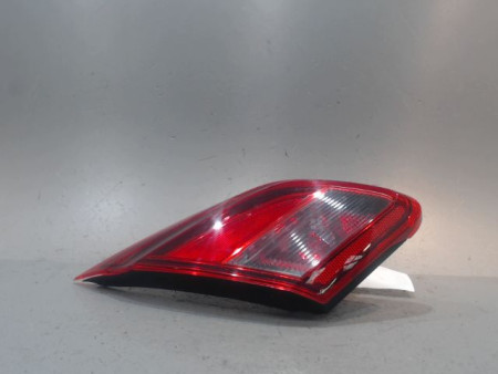 FEU ARRIERE INTERIEUR GAUCHE OPEL CORSA