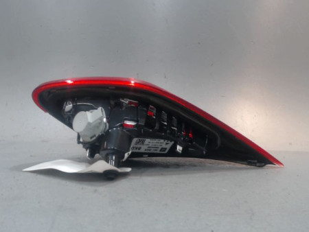FEU ARRIERE INTERIEUR GAUCHE OPEL CORSA