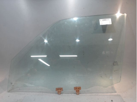 GLACE PORTE AVG NISSAN JUKE