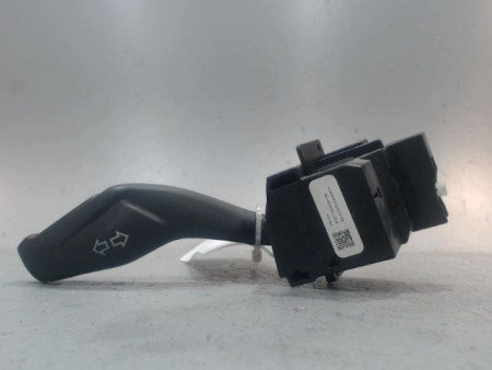 COMMANDE CLIGNOTANT FORD FOCUS