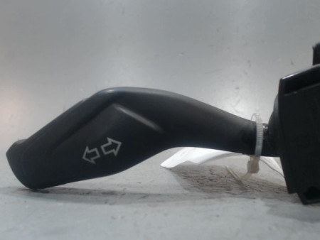 COMMANDE CLIGNOTANT FORD FOCUS