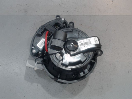 MOTEUR VENTILATEUR CHAUFFAGE RENAULT MEGANE