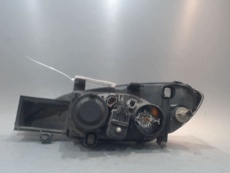 PHARE DROIT NISSAN PRIMERA