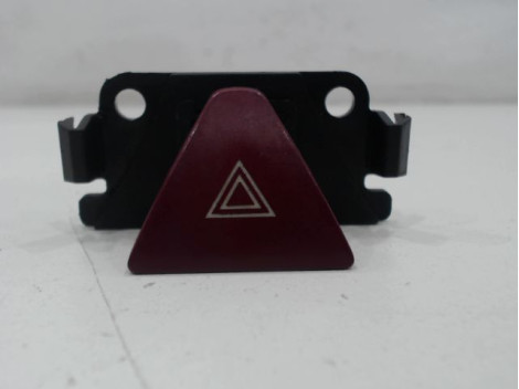 BOUTON DE WARNING PEUGEOT 307