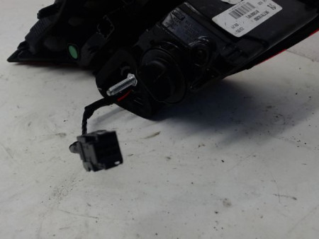 FEU ARRIERE INTERIEUR GAUCHE PEUGEOT 308